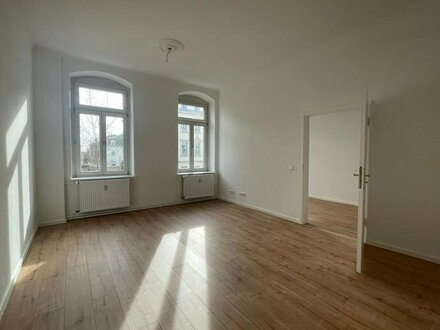 **ERSTBEZUG** neu modernisierte 2-Raum Wohnung mit Einbauküche in Dresden-Löbtau