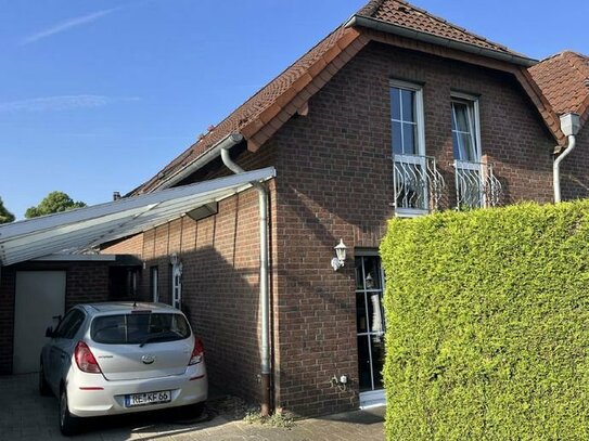 Gemütliches Reihenhaus nach WEG. mit Keller und Carport!