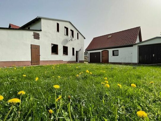 Ein geräumiges Familienparadies im idyllischen Runddorf