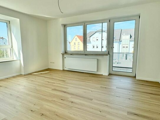 Eibach ! Super helle und topmoderne 3 ZW, 78 m² neue Einbauküche, 2 große Balkone, 1. OG ohne Aufzug