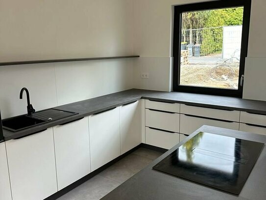 Neubau Wohnung in prädestinierter Lage von Kassel Wolfsanger mit Blick über ganz Kassel