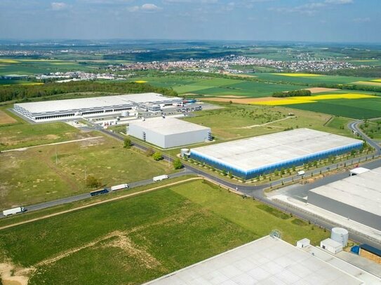 For rent: hall space approx. 11,000 sqm, commercial property approx. 90,000 sqm, near by Leipzig/East Germany