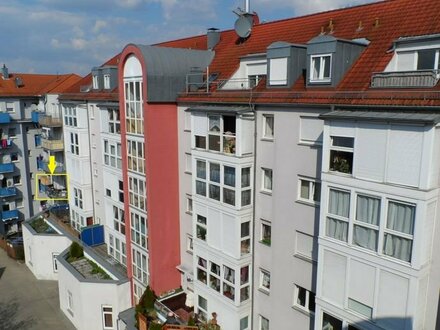 Nürnberg St.Peter: vermietete 3-Zimmerwohnung mit Balkon und TG-Stellplatz zu verkaufen - Nähe Wöhrder See und Campus