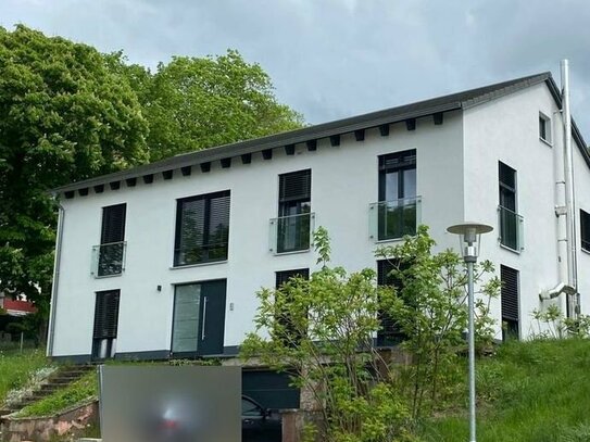 EINZIGARTIG: Neuwertiges Energieeffizienzhaus mit exklusiver Ausstattung in ruhiger Lage