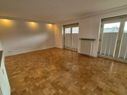 Heide/Holstein 2 Zimmer Wohnung # 2 Balkone # Zentrale Lage #