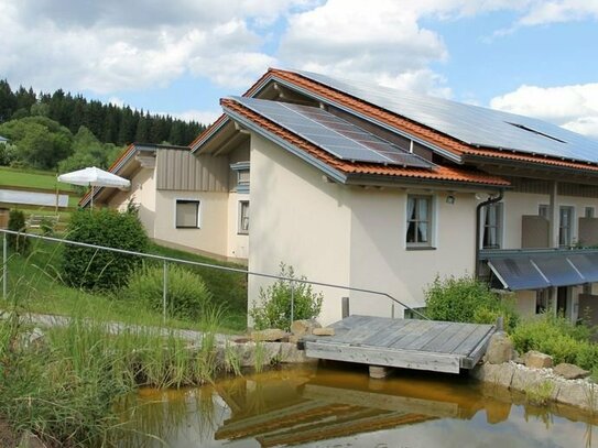 Komfortables Landhaus mit 7 Whg., Ferienhütte, PV 29,26 kWp und vielen Extras