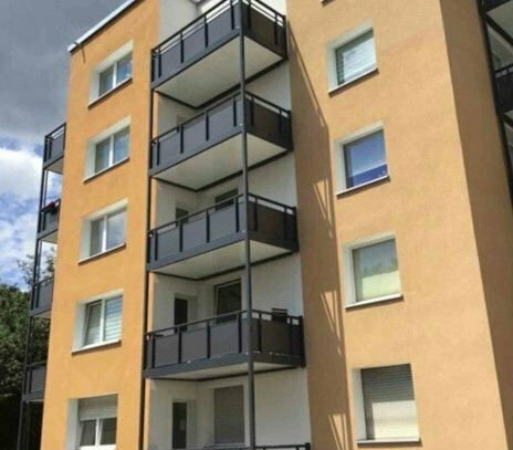 Charmante 3-Raum-Wohnung mit sonnigem Balkon!