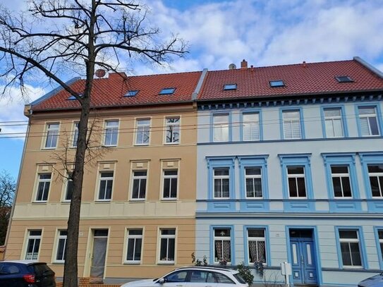 Erstbezug nach Sanierung 2-Zimmer Wohnung im Dachgeschoss