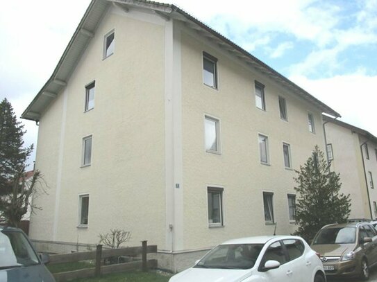 Kapital-Anlage: Hausham/Miesbach * Gepflegte, vermietete 3 Zimmer-Wohnung in ruhiger Lage (mit zuverlässigem Mieter)