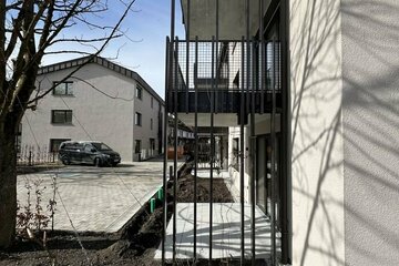 ***Großzügige helle Neubauwohnung mit großem Wohlfühlbalkon***- KFW 40 plus