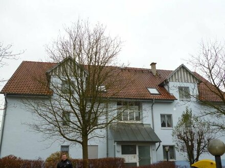 Schöne Gartenwohnung, Randlage im Wohngebiet Silberstrasse