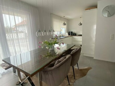Neuwertige Wohnung mit 3 Zimmern, Terrasse und Garten in Lampertheim/Hofheim