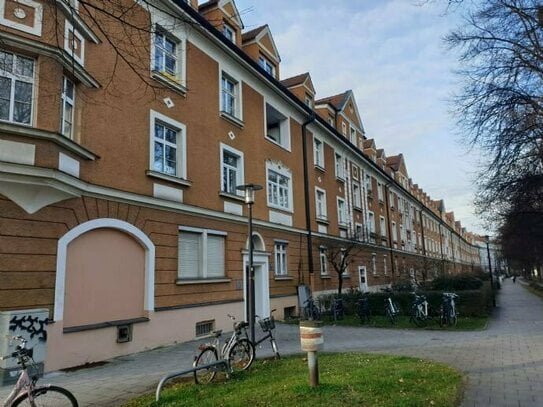 Attraktive 2,5 Zimmerwohnung - mit Erweiterungspotenzial in München - Thalkirchen