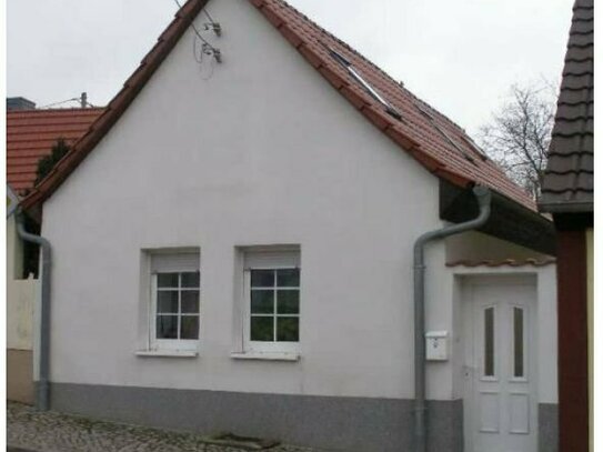kleines Häuschen in Nienburg (renovierungsbedürftig)