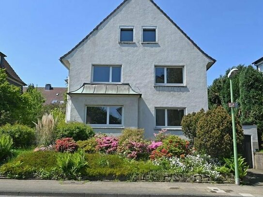 Alles möglich in Bergerhausen! Freistehendes Ein-/Zweifamilienhaus mit schönem Garten und Garage