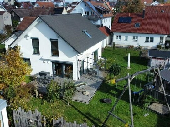 TOLLES PREIS-LEISTUNGSVERHÄLTNIS: 1-FAM.HAUS IM KFW 70 STANDARD - BJ. 2012