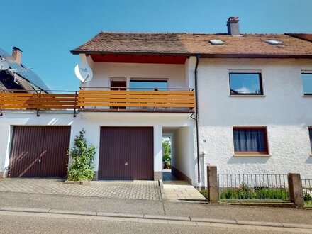 Vielseitige Doppelhaushälfte mit 2 Wohneinheiten und schönem Gartengrundstück, Ettl.-Schöllbronn