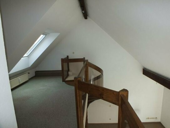 sonnige 4-Zimmer-Penthouse-Eigentumswohnung Bonn-Bad Godesberg mit Galerie, Kamin und Fernblick