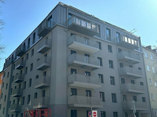 Energetisch saniertes Haus - Ruhige 3-Zi. Wohnung mit 2 Balkonen in der Maxvorstadt