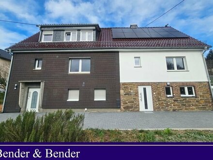 Hochwertig saniertes Zweifamilienhaus mit kleinem Apartment, Garten und Garage - !! 8 % Rendite !!