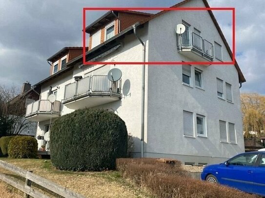 Dachgeschosswohnung mit Balkon u. traumhaften Fernblick -DG links-
