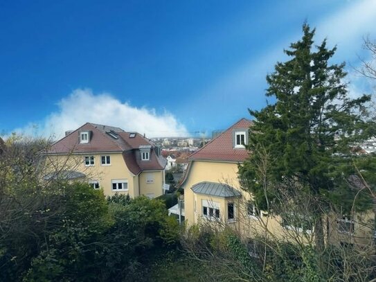 Neu renovierte 3 Zi. Erdgeschosswohnung mit Aussicht in beliebter Lage in Weinheim !