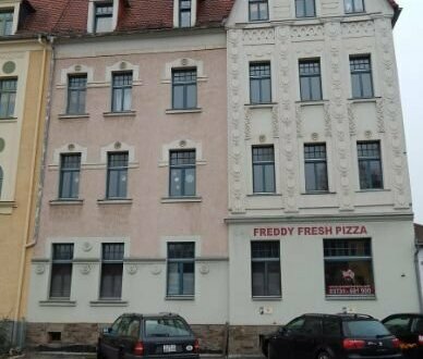 Schöne 3-Raum-Wohnung im Dachgeschoss in Freiberg und der Pizzabäcker ist im Haus