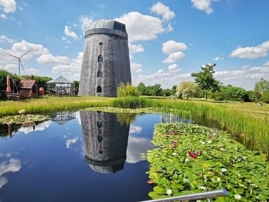 RESERVIERT: Einzigartige Wohnresidenz - restaurierte Windmühle mit grandiosem Grundstück