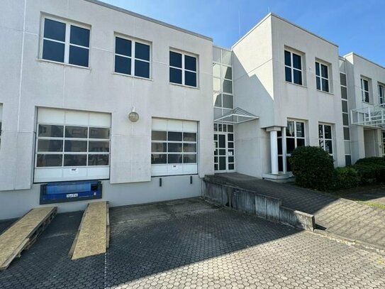 563 m² Lagerfläche + 155 m² Bürofläche im modernen Gewerbepark "Provisionsfrei" zu vermieten