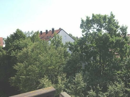 24_EI6666 Charmantes Dachgeschoss-Appartement mit Weitblick / Regensburg - West