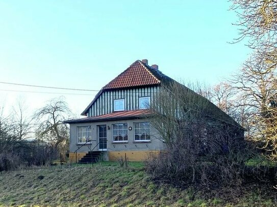 18.000 m² Hof mit beeindruckendem Bauerhaus