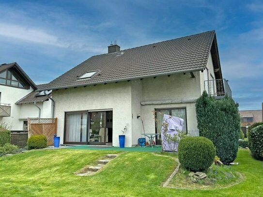 Freistehendes Einfamilienhaus mit einer Garage auf einem Erbbaugrundstück in Hamm-Berge