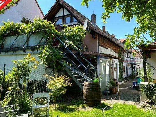 Historisches 1-2 Familien Fachwerkhaus im Herzen von Dietzenbach mit viel Potenzial!