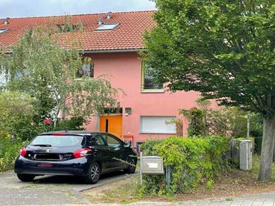 ***Hennigsdorf/Stadtgrenze Berlin-Spandau***Gepflegtes Niedrigenergie-Reihenendhaus mit 4-5 Zimmern