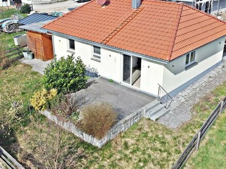 Barrierefreier Bungalow in Ungelstetten | Moderner Standard mit Wärmepumpe und Fußbodenheizung | Große Südterasse | Car…