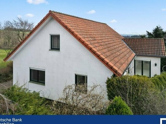 Wohntraum im Weserbergland: Charmantes Einfamilienhaus mit Panoramablick