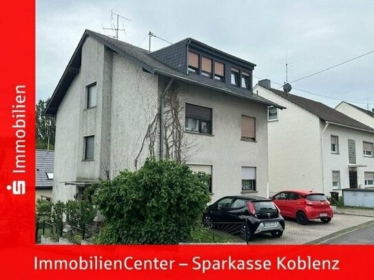 Traumhafte Dachgeschosswohnung in Koblenz-Güls mit Moseltalblick