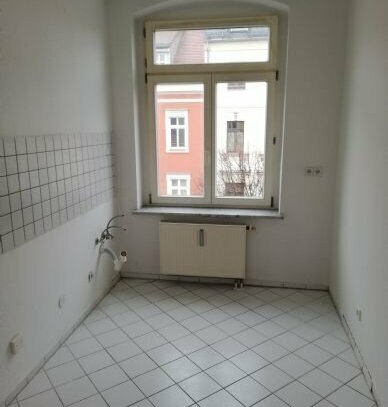 3 Raum Wohnung mit Balkon NAHE DEM STADTZENTRUM