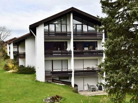 Helle renovierte 2,5 Zimmer Wohnung mit freiem Bergblick in Oberstaufen - Steibis zu verkaufen