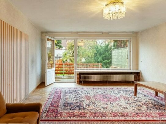 Reihenmittelhaus mit Balkon und Dachterrasse in Hannover