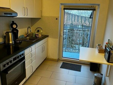 Schöne Eigentumswohnung mit Einbauküche und Balkon in Wilhelmshaven zu verkaufen.