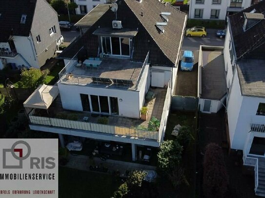 Schicke Wohnung mit toller Rundumdachterrasse und Blick ins Grüne