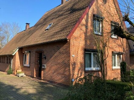 Haus mit großem Grundstück in ruhiger Lage