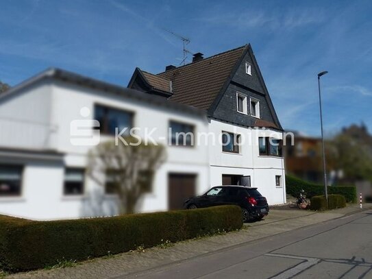 Individuelles Haus mit viel Wohnfläche und Garten in naturnaher Lage von Wipperfürth.