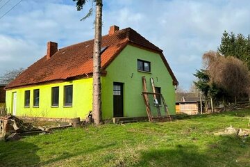 Jetzt Grundstück und (Abriss)- Haus in der Gemeinde Demen kaufen.