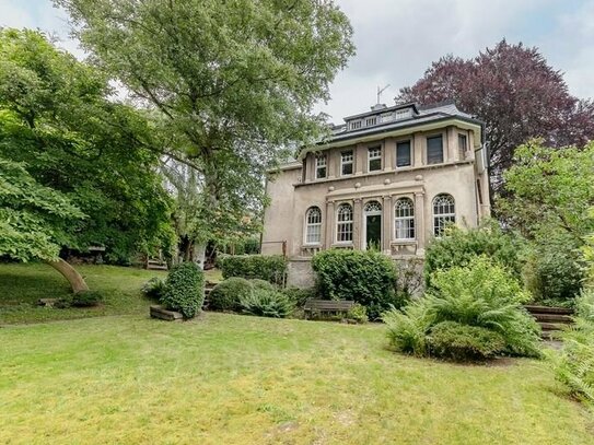 Historische Villa mit Parkgrundstück und Chauffeurshaus in Wetter-Wengern sucht Liebhaber