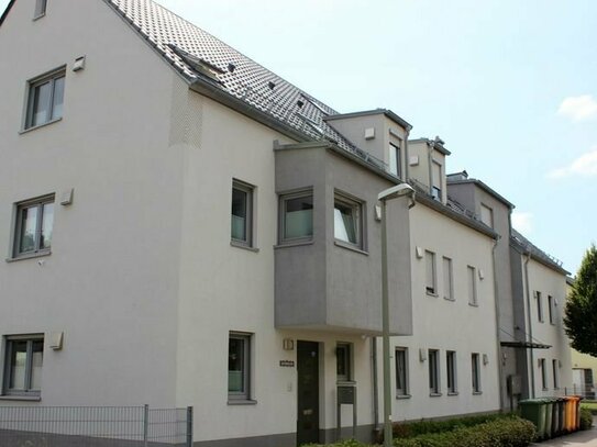 Mehrfamilienhaus - 6 Wohneinheiten/Aufzug und Tiefgarage - Haunstetten -