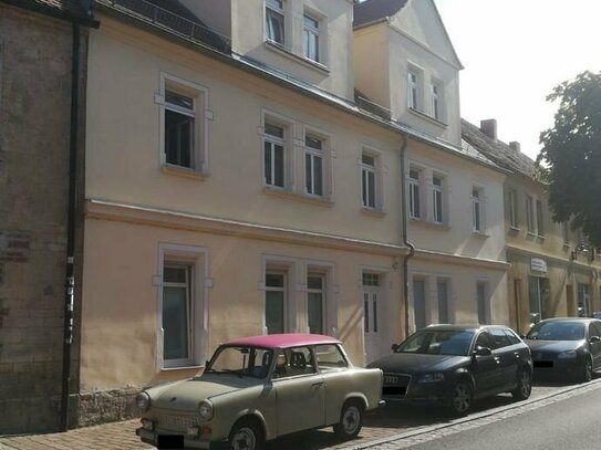 Helle und geräumige 2-Zimmerwohnung im Zentrum von Querfurt zu vermieten!