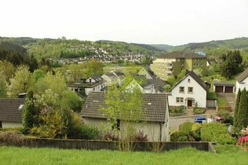 Sonnen-Baugrundstück in ruhiger Hanglage von Werdohl zu verkaufen!