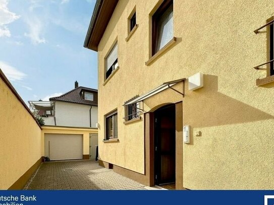 TOP Kapitalanlage: Vermietete 5-Zimmer-Wohnung in Mannheim-Sandhofen, EBK, Keller, Garage